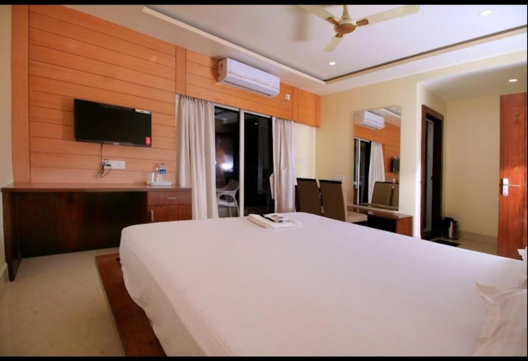 Prince Palace Jhargram Exterior photo